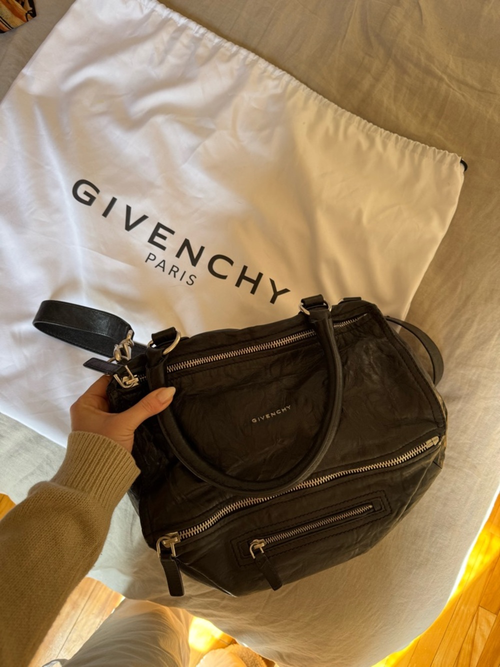 Givenchy Pandora Medium